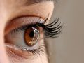 6 Tips For Getting Longer Eyelashes